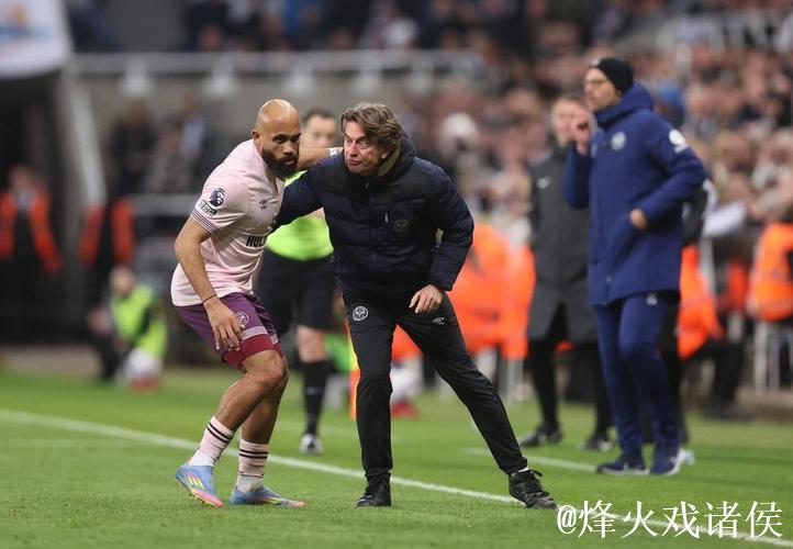 前教练:阿莫林会很喜欢姆贝乌莫,343阵型各种位置他都能踢 前教练:阿莫林会很喜欢姆贝乌莫,343阵型各种位置他都能踢